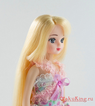 Misaki-chan (Licca-chan) - aqua curl блондинка, волосы завиваются (б.у)