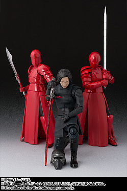 Bandai SH Figuarts Star Wars Last Jedi Praetorian Guard Whip Staff Action  Figure